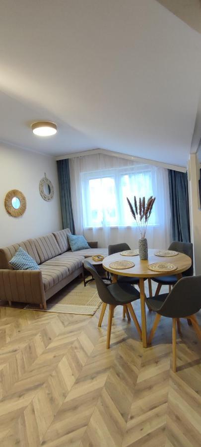 Przy Wydmie Debina Apartment *
